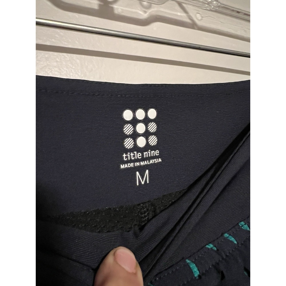 Title Nine Women's M Nimblene Illusion Navy Teal Laser Cut Skort Pickleball Golf - Picture 3 of 4